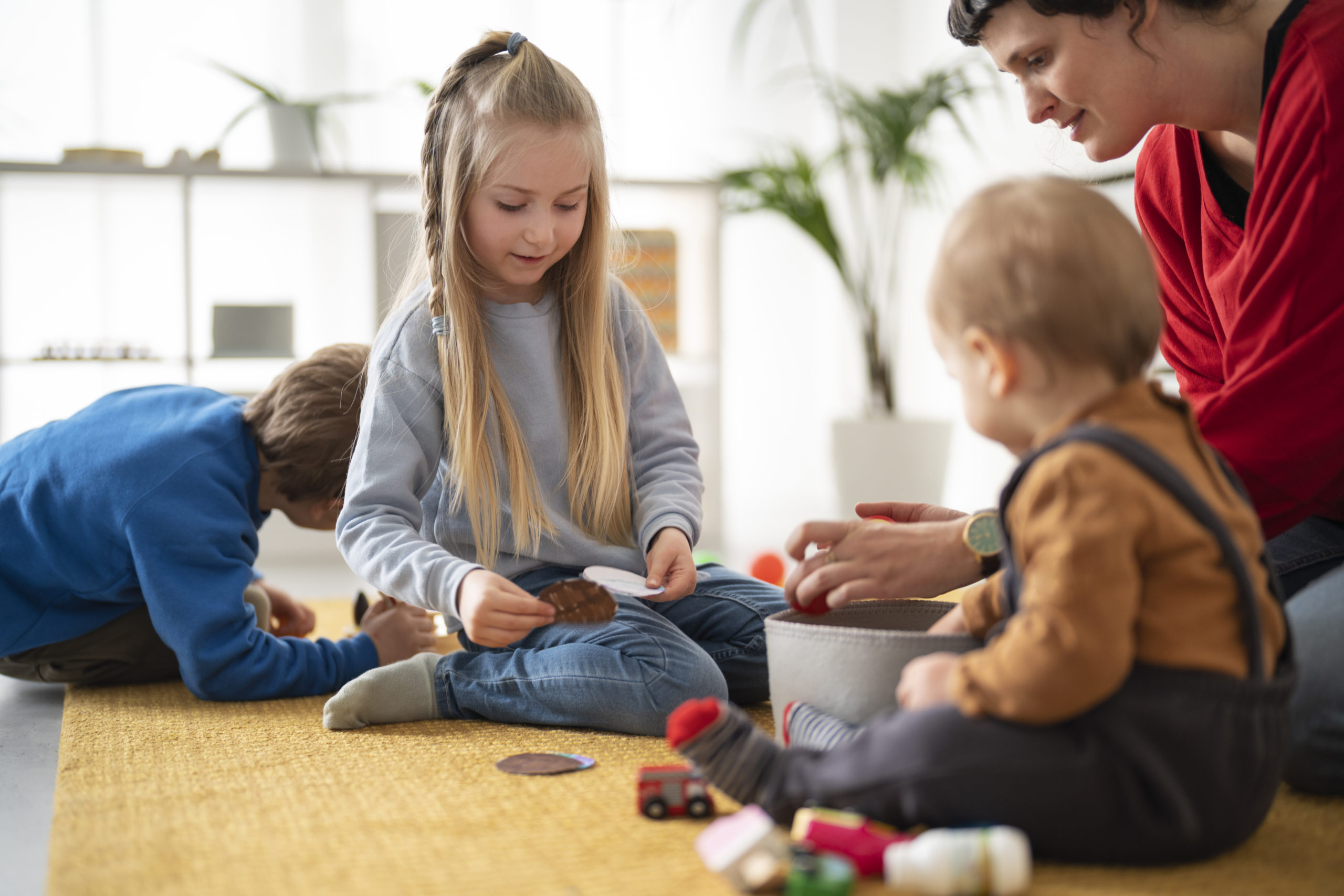 YOUR TRUSTED PARTNER TO FIND THE PERFECT NANNY IN GENEVA We are a nanny agency based in Geneva. We select the best childcare staff on behalf of the families we work for.
