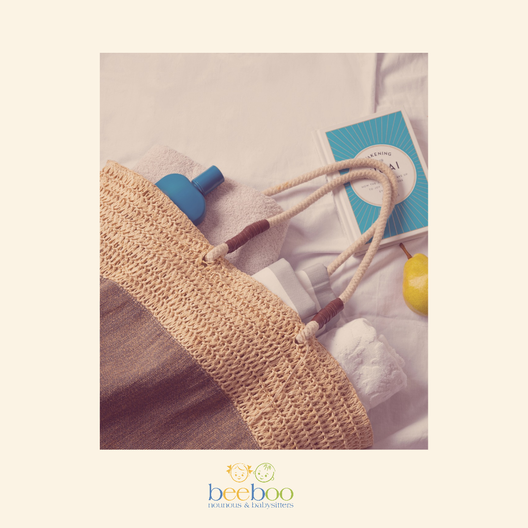 CHECKLIST OF ESSENTIALS FOR KIDS’ BEACH OR POOL Discover the checklist of essentials to pack in your kids’ beach or pool bag: protection, toys, care, and handy tips.