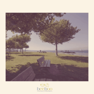 Parc d’Hermance au bord du lac Léman. Recommandé par les nounous et babysitters BeeBoo.