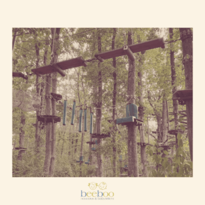 Parc des Evaux à Vernier avec des espaces verts, des arbres et des allées tranquilles.